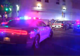 مقتل 3 شرطيين أمريكيين وإصابة 7 آخرين برصاص قناصين في دالاس