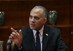 وزير الري يجتمع مع فريق عمل مشروع الخطة القومية للموارد المائية