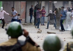 25 قتيلا وجريحا فى مواجهات بين المتظاهرين وقوات الأمن بكشمير