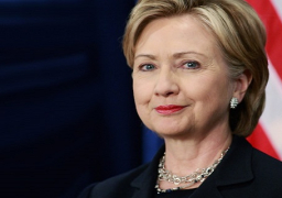 كلينتون تؤكد ان الاجتماع مع السيسي للتشاور حول مواجهة الإرهاب