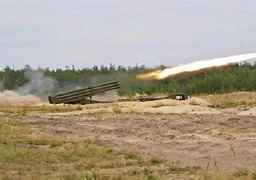 إصابة 5 مقيمين جراء إطلاق مقذوفات عسكرية من اليمن على جنوب السعودية