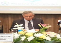 ابو العز يؤكد أن المطارات المصرية مؤمنة ولكن نسعى دائما للتطوير والتحديث