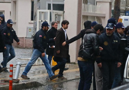 اعتقال 11 من قوات الجيش التركي شاركوا بمحاولة التمرد الاخيرة