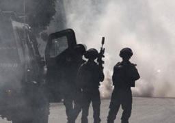 الاحتلال الإسرائيلي يعتقل 17 فلسطينيا من الضفة بينهم 5 صحفيين