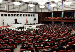 البرلمان التركى يصدق على اتفاق المصالحة مع إسرائيل