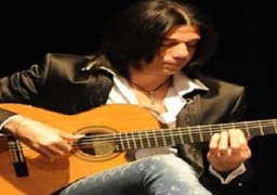 الجيتاريست عماد حمدي وفرقته في حديقة متحف محمود مختار