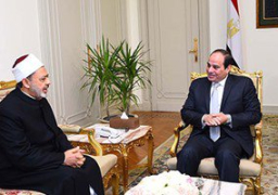 السيسى يلتقى أحمد الطيب ويؤكد دعم الدولة الكامل للأزهر جامعا وجامعة