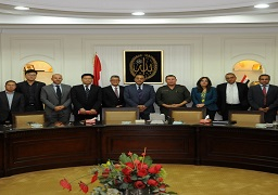 اتفاق نوايا بين الإسكان وشركة صينية لبدء العمل بالحى الحكومى بالعاصمة الإدارية