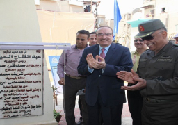 بالصور.. محافظ بني سويف يفتتح منفذ القوات المسلحة لبيع السلع المدعمة