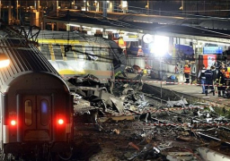 إصابة 60 شخصا جراء تحطم قطار جنوبي فرنسا