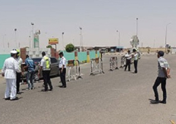 تحويلات مرورية لتركيب 8 كمرات خرسانية بطريق “القاهرة-السويس”