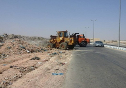 رفع 200 طن من مخلفات البناء والقمامة بطريق المطار الخروبة