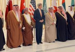 كيري يبحث الأزمة اليمنية مع وزراء خارجية “التعاون الخليجي”