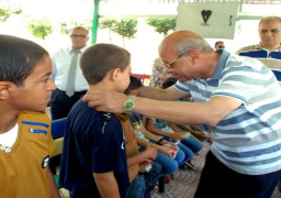 محافظة القاهرة توزع 100 ألف شنطة مدرسية على الطلاب الاولي بالرعاية