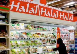 السلطات الفرنسية تخير محل “أطعمة حلال” بين بيع “الخمر”و”لحم الخنزير” أو الإغلاق