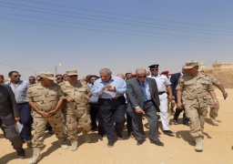 محلب يدشن المرحلة الأولى من ازدواج الطريق الدولي “نفق أحمد حمدي – شرم الشيخ”