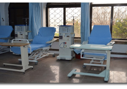 مصر تهدي أوغندا وحدتي غسيل كلوي