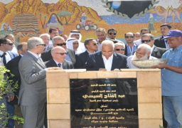 وزير النقل يضع حجر أساس مشروع صيانة ورفع كفاءة طريق دهب – نويبع