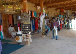 “الآثار” توافق على تأجيل مديونيات أصحاب البازارات بالأقصر