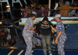 القوات البحرية تحبط محاولة (440) فرد الهجرة بطرق غير شرعية عبر البحر