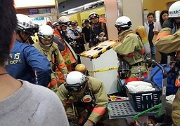 إصابة 9 أشخاص إثر هجوم باستخدام غاز مجهول في “مترو طوكيو”