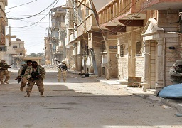 محافظ حمص : تأجيل إجلاء مقاتلي المعارضة من حمص يومين أو ثلاثة أيام