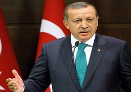 الرئيس التركي يتهم الولايات المتحدة بتزويد مسلحي الأكراد بالأسلحة في شمال سوريا