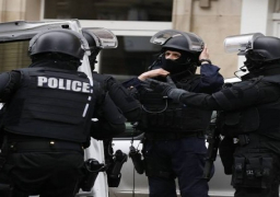 القبض على شخصين في اليونان حاولا تهريب لاجئين سوريين عبر الحدود مع ألبانيا