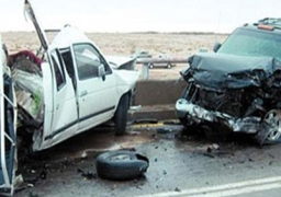 توقف حركة المرور بسبب حادث تصادم سيارتين بطريق إسكندرية الزراعى