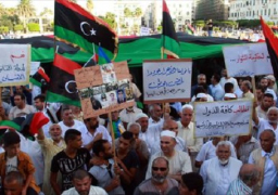 تظاهرات بطبرق لتأييد القوات المسلحة ورفض التدخلات الخارجية في الشأن الليبي