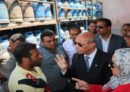 تيمور يتفقد مركز توزيع أنابيب البوتاجاز بمصر القديمة استعدادا لاستقبال عيد الأضحى