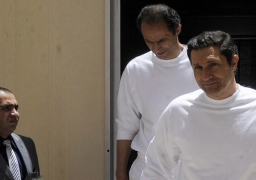 تأجيل محاكمة جمال وعلاء مبارك بالتلاعب بالبورصة لـ 19 نوفمبر للمرافعة