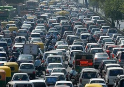 كثافات مرروية بمحور العروبة و كوبرى اكتوبر و الوراق بسبب حادث تصادم