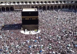 المفتى يؤكد أن الجمع بين طوافي الإفاضة والوداع في طواف واحد جائز شرعا