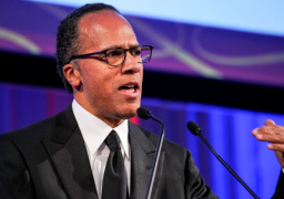 هولت.. “قائد” المناظرة الأولى الذي يكرهه ترامب