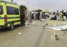 مصرع المحامى العام لنيابات البحر الأحمر وزوجته وطفلته في حادث مروري