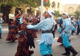 وزير الثقافة يفتتح مهرجان الإسماعيلية للفنون الشعبي