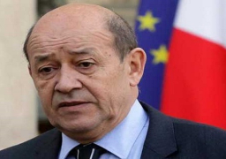 وزير دفاع فرنسا يعلن تزويد الجيش العراقي بقطع مدفعية فرنسية