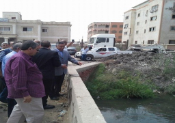 وكيل وزارة الري يشهد تجربة إدارة أزمة ارتفاع مناسيب المياه بمنطقة إدكو