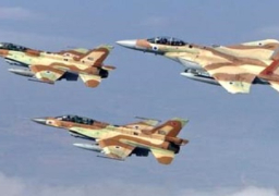 إسرائيل ترد على اطلاق صواريخ من قطاع غزة