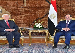السيسي ونظيره السنغافوري يتفقان على تعزيز التعاون الثنائي في القطاعات المختلفة