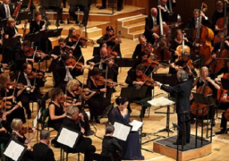 الفرقة الموسيقية العالمية للسلام تحيي حفلا بجامعة عين شمس