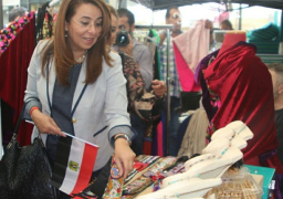 وزيرة التضامن تفتتح معرض “النهاردة مصري” لتشجيع المنتجات الوطنية