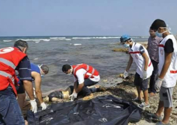 الهلال الأحمر الليبي ينتشل 16 جثة لمهاجرين غير شرعيين علي شواطئ “زوارة”