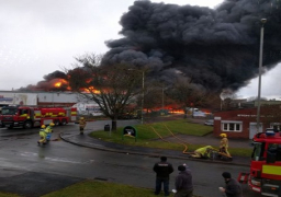 اندلاع حريق ضخم في أقدم فندق في انجلترا