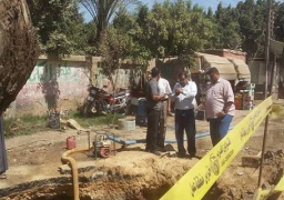 بدء إصلاح خط مياه بشارع جسر السويس