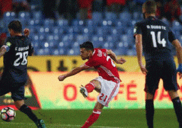 بنفيكا يستعيد صدارة الدوري البرتغالي بالفوز على بيلينينسش