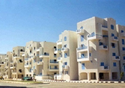 توزيع 446 وحدة سكنية للأسر الأولى بالرعاية بأسيوط