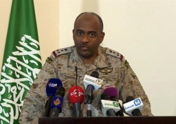 عسيري يعتبر استهداف سفينة اغاثة مدنية دليل على عجز الحوثيين