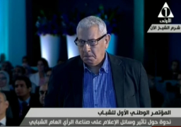 بالفيديو … مكرم محمد يؤكد أنه لا يوجد صحفي يتحاور مع رئيسه بندية إلا في مصر